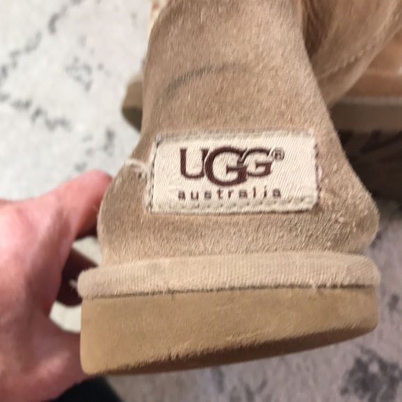 UGG Tan Three Button Boots Size 7 - Picture 13 of 15